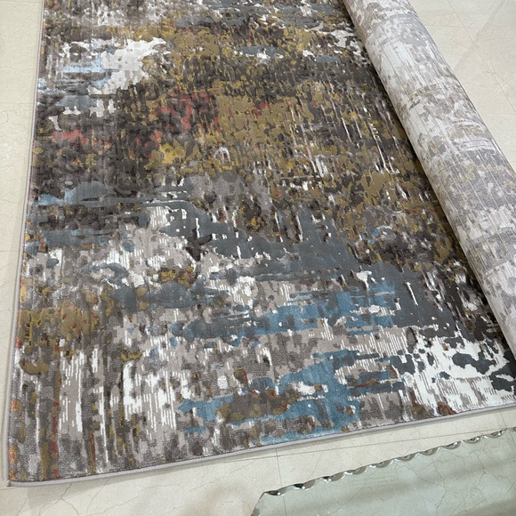 Rug - Picture 3 of 6